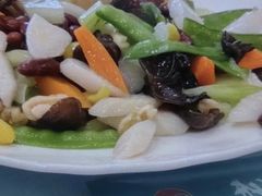 -老六饭店(翠通路店)