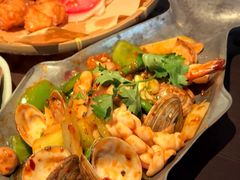 -大头虾越式风味餐厅(光明广场店)