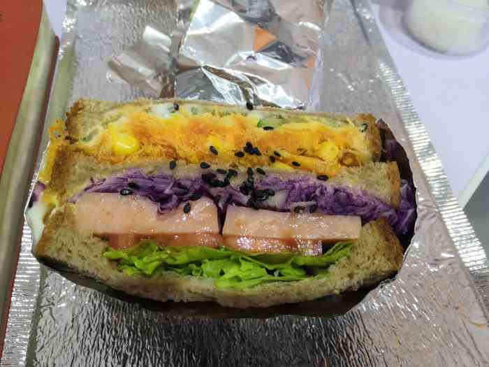 mr·三明治(国美电器店)-"这家三明治不错哦～买的人还很多,外卖也不.