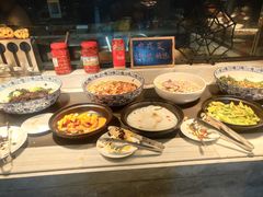 -飨食汇全日制餐厅·昆山皇冠假日酒店(九方店)