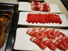 -海底捞火锅鲜切牛肉主题店(长寿路店)