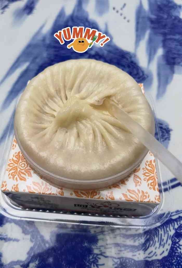 阿文蟹黄汤包(山塘街店)-"说实话,生意的确不错,很小的店面,里面只.