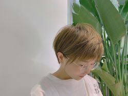 -BULB STUDIO 巴柏明星发型工作室