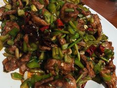 怪味牛柳-恩宏德餐馆(平山道店)
