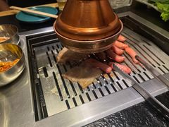 -臻牛烤肉
