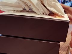 -嘉华鲜花饼·现烤(昆明老街店)