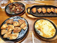 -老东镇啤酒屋海鲜加工·蒸汽海鲜·海鲜烧烤(台东店)