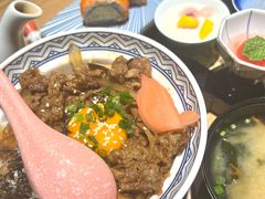 牛肉丼-隐泉京望日式料理(太和广场店)
