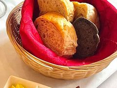 -塞纳河法国餐厅(意式风情街店)