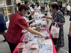 -聚春园自助餐厅(东街口店)