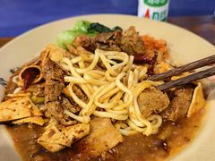-方铲铲·成都板凳面(滨江银泰店)