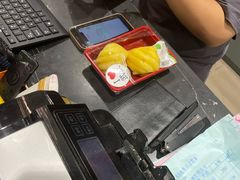 -中百仓储超市有限公司(越秀星汇维港店)
