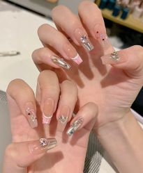 -兔猫ToMoreNails美甲美睫