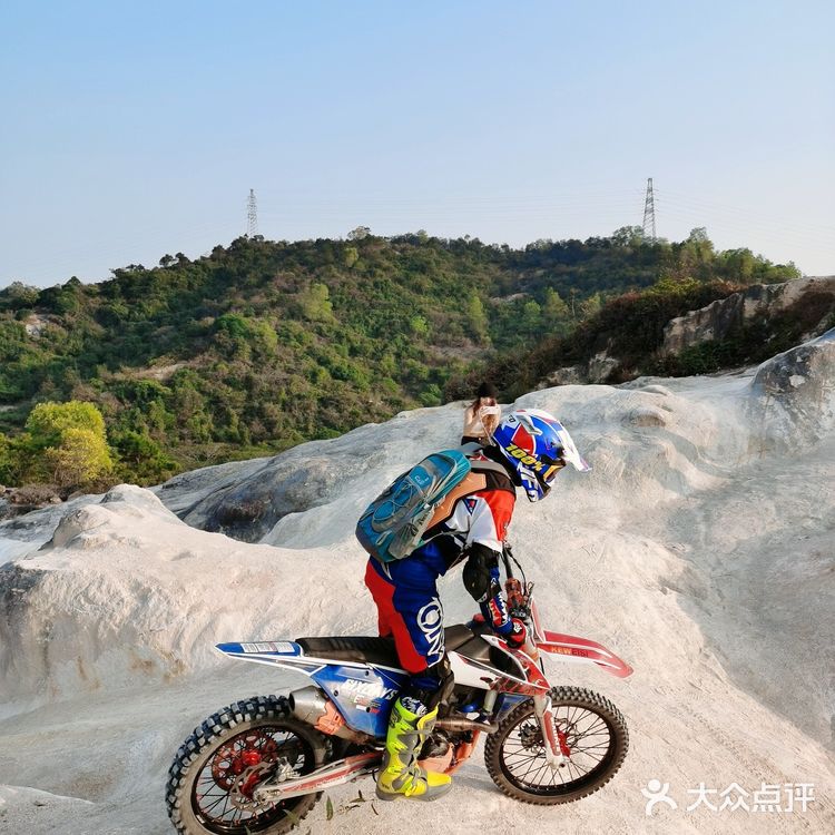 东莞厚街白石山采石场|免费大片场景🌆