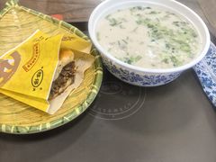 -穆得·老周家牛肉烧饼(普利街店)