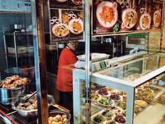 面包甜点陈列柜-宝林牛肉炒面片(南方装饰城店)