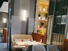 -荷花亭·湖北融合菜(十堰武商MALL店)