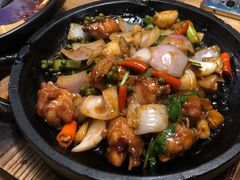-徽湘园和马路串串火锅
