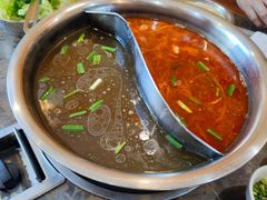 -黄利砖万峰林布依特色酸笋牛肉馆