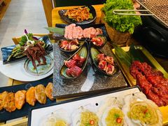 -合易泓烤肉·海肠捞饭(火车站店)