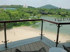 -上海佘山世茂艾美酒店