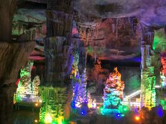 -泰安地下龙宫景区