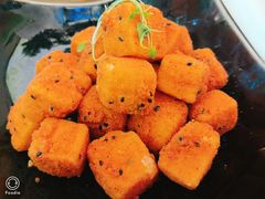 黑松露脆皮豆腐-桂满陇·手作小笼包&江南叫花鸡(中山公园店)