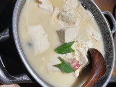 -吃饭皇帝大土家民族菜(正大广场店)