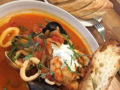 -ROAST coffee & eatery