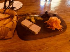 -羽深肉铺 Steak & Wine
