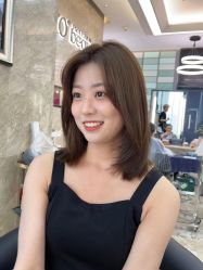 -AKOZO Beauty Salon