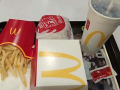 -麦当劳(湛江大厦店)