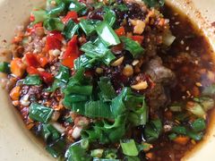 -拈签一笑黄牛肉辣卤串串