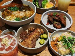 -SHAN山(前滩太古里店)