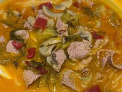 -粉小主·贵州酸汤牛肉粉(南京仙林金鹰店)