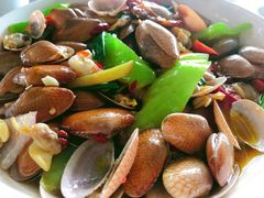 -四川小胡子海鲜(丁村万人海鲜广场店)