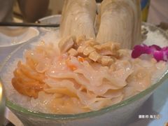 -鲜入围煮花胶鸡海鲜火锅