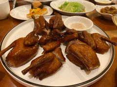 红烧乳鸽-杭州JW万豪酒店-万豪中餐厅