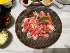 -红鼎豆捞·非遗鲍皇汤火锅(宝丰路店)