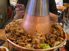 二哥芋儿蛙-炉小二铜锅牛蛙•川湘菜(三里屯店)