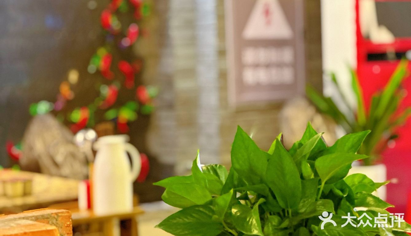 吃了几口才发现…这家重庆火锅店是真的宝藏