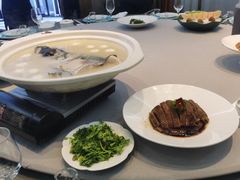 -香山湖渔家大院