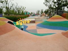 -上海滴水湖皇冠假日酒店