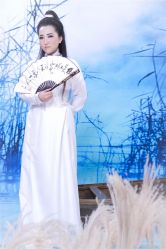 白玉堂-九月鹰飞汉服摄影工作室
