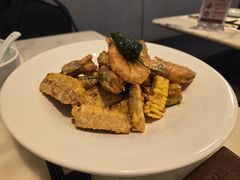 -港丽餐厅(高德置地店)