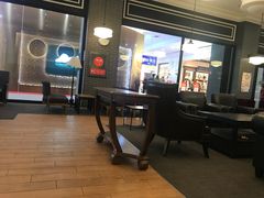 大堂-星巴克(长春开运街欧亚店)