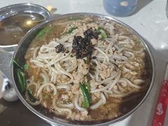 小碗肥瘦-正宗杨记普洱酸醋米线(总店)