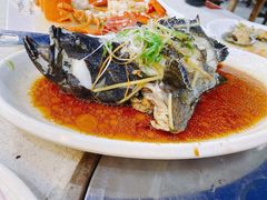 -三亚火车头万人海鲜广场