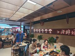 -老牌坊云南鱼豆花火锅(哈西万达店)
