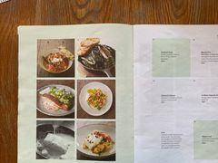 -ROAST coffee & eatery